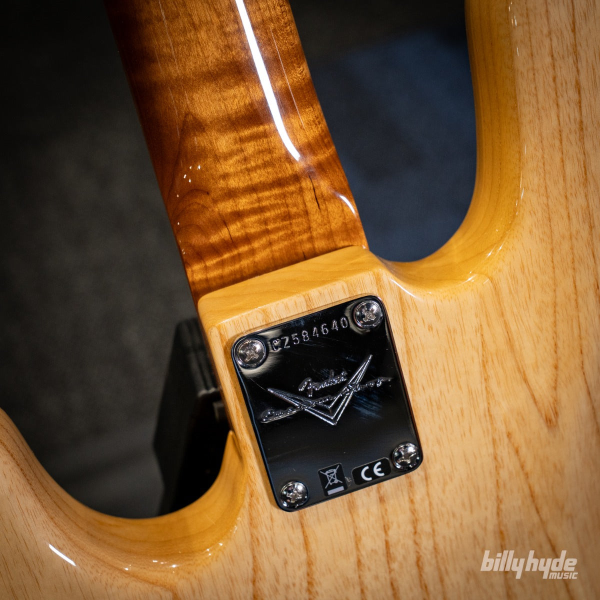 Fender Custom Shop Artisan Maple Burl Jazz Bass Guitar in Aged Natural