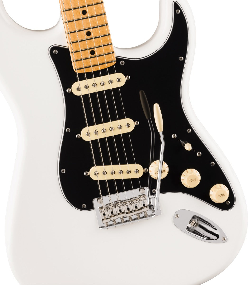 Fender Player II Stratocaster, Maple Fingerboard in Polar White