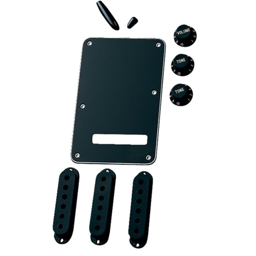 Fender Stratocaster Accessory Kit in Black