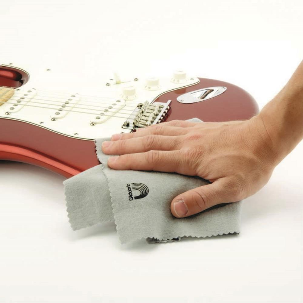 D'Addario Planet Waves Pre Treated Polish Cloth