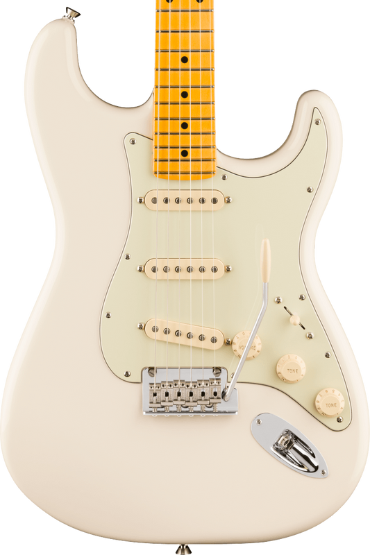 Fender American Professional Stratocaster, Maple Fingerboard in Olympic White