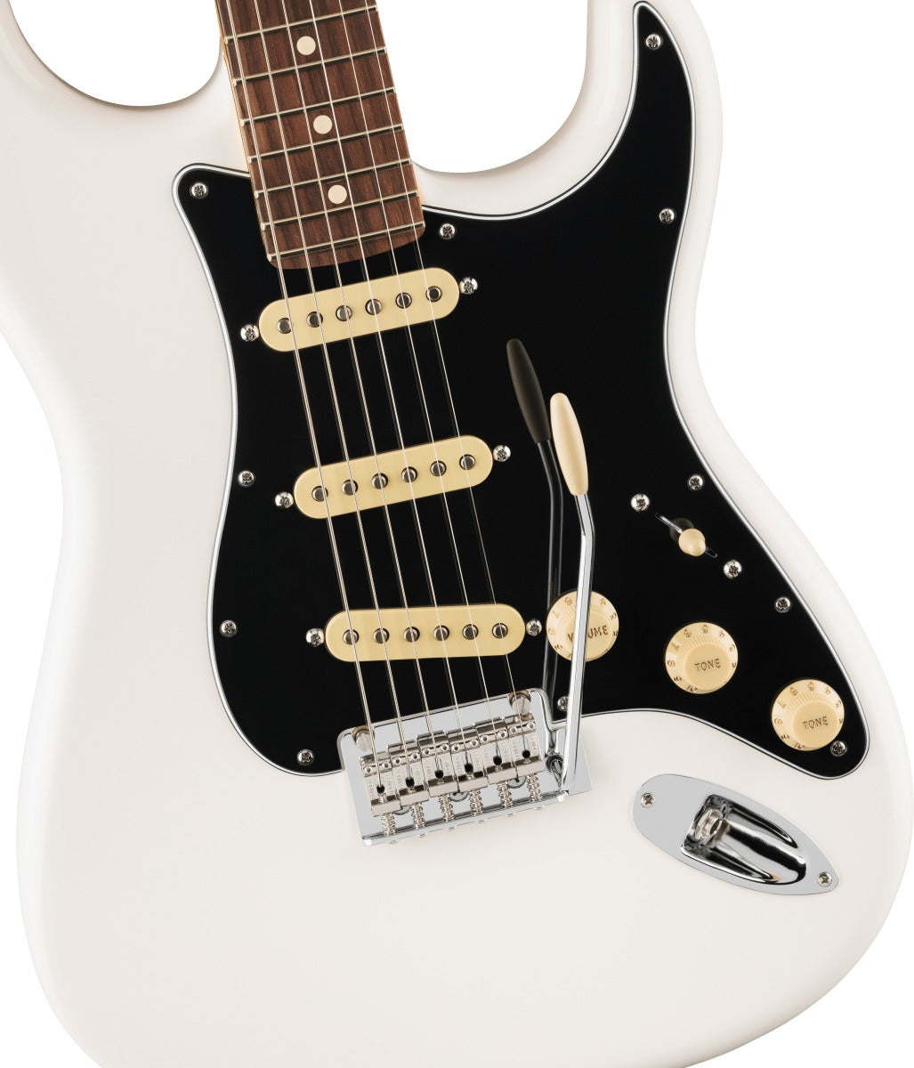 Fender Player II Stratocaster, Rosewood Fingerboard in Polar White