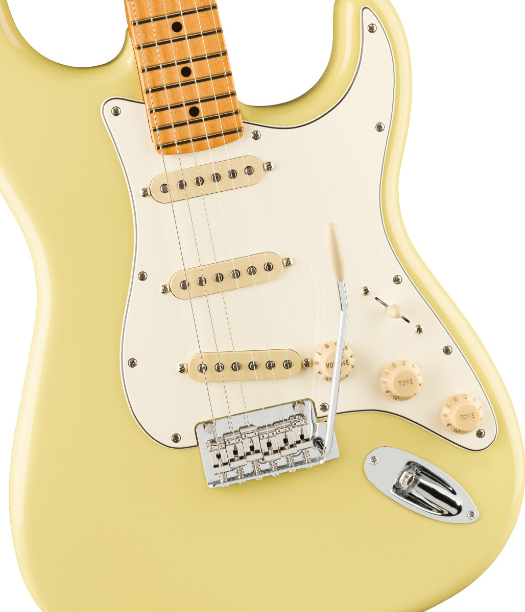 Fender Player II Stratocaster, Maple Fingerboard in Hialeah Yellow