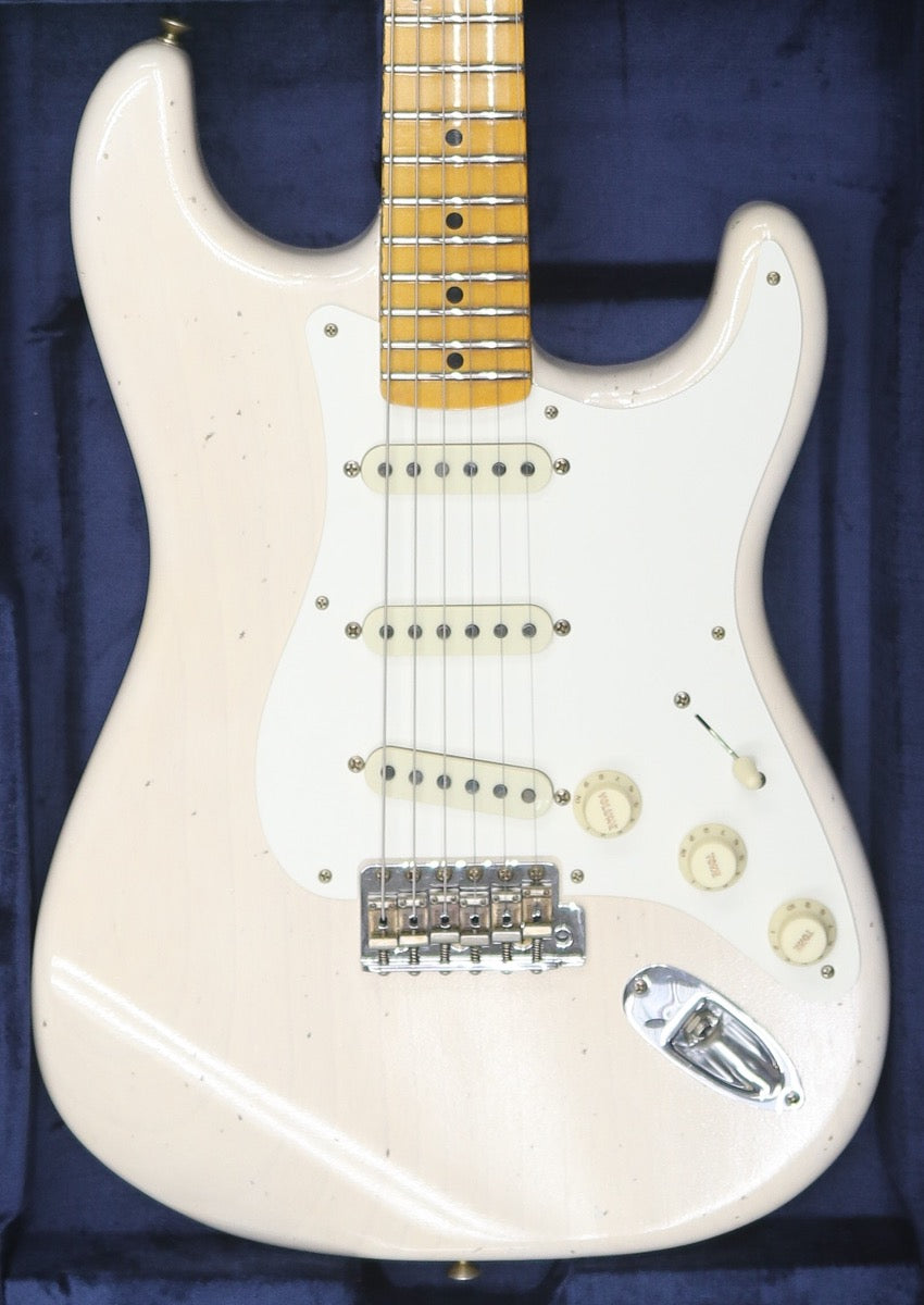 Fender Custom Shop 1956 Stratocaster Journeyman Relic in Aged White Blonde