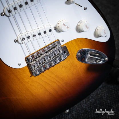 Fender Custom Shop Limited Edition 70th Anniversary 1954 Stratocaster Time Capsule Package Electric Guitar in Wide-Fade 2-Color Sunburst