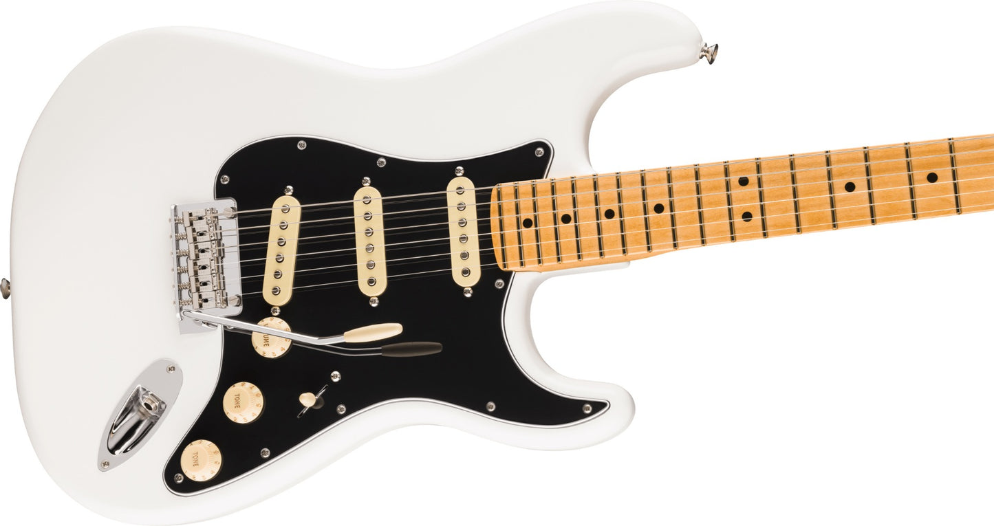 Fender Player II Stratocaster, Maple Fingerboard in Polar White
