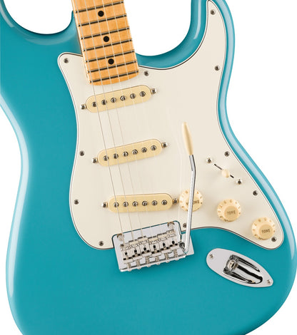 Fender Player II Stratocaster, Maple Fingerboard in Aquatone Blue