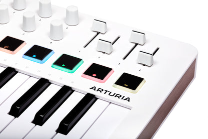 Arturia MiniLAB 3 Compact MIDI Keyboard & Pad Controller in White