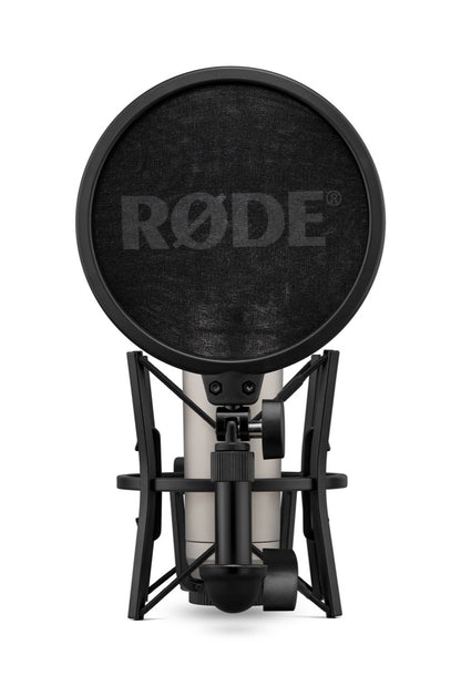 RODE NT1 5th Generation Studio Condenser Microphone in Silver