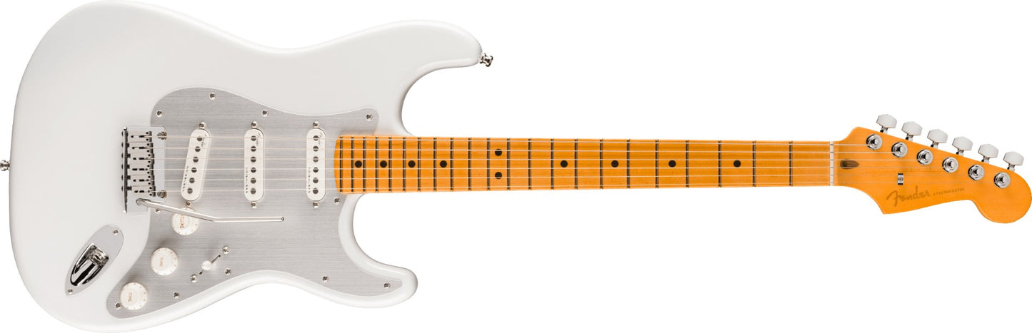 Fender American Ultra II Stratocaster, Maple Fingerboard in Avalanche | B-STOCK