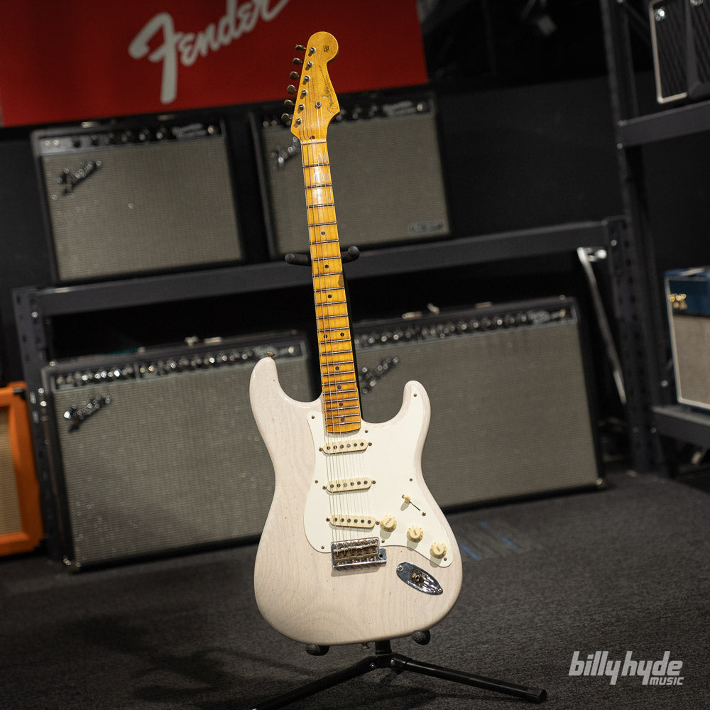 Fender Custom Shop 1956 Stratocaster Journeyman Relic in Aged White Blonde