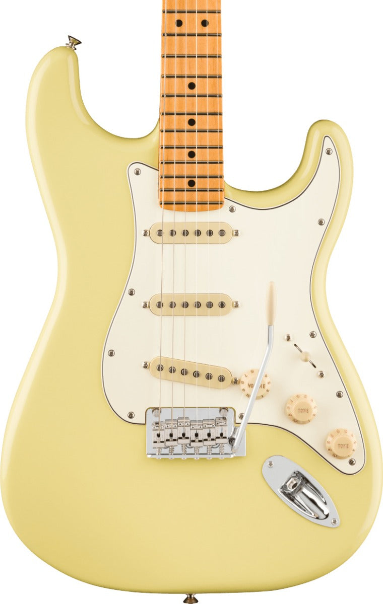 Fender Player II Stratocaster, Maple Fingerboard in Hialeah Yellow