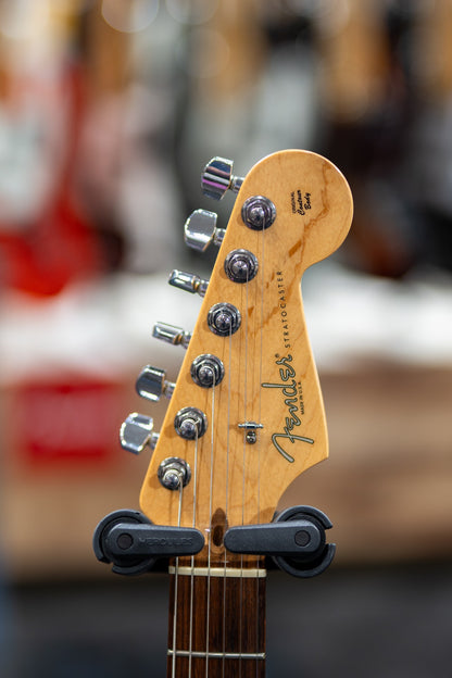 Fender American Standard Stratocaster (2008) RW in 3-Color Sunburst (Second Hand)