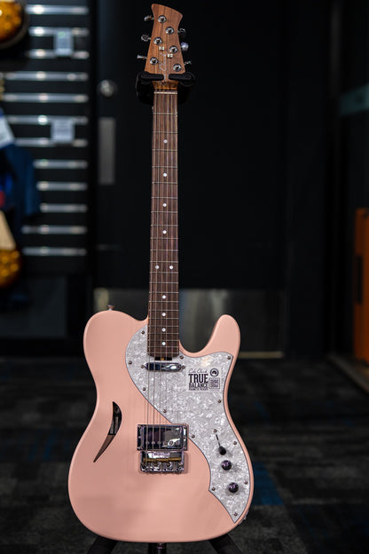 Cole Clark Culprit 3, HS, Mother of Pearl Pickguard in Shell Pink