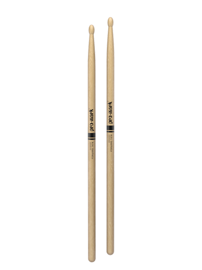 Promark Classic Forward 747B Lacquered Hickory Drumstick