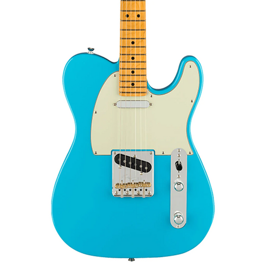 Fender American Professional II Telecaster, Maple Fingerboard in Miami Blue | B-STOCK