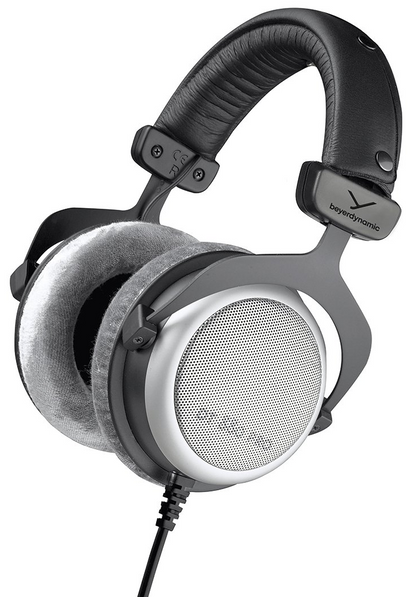 Beyerdynamic DT880 PRO  250 Ohms Semi Open Studio Headphones