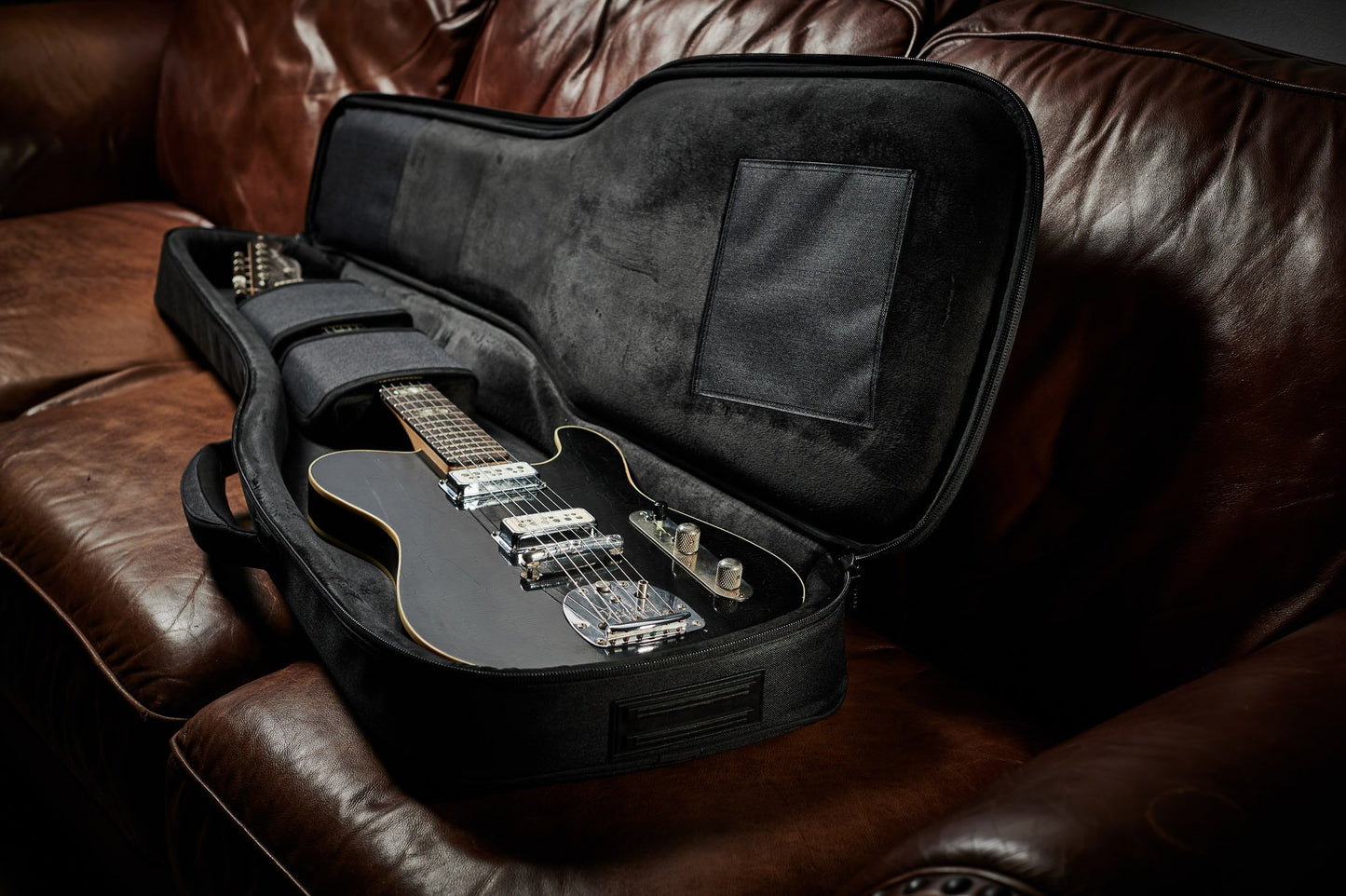 BOSS CBEG10 Deluxe Electric Guitar Gig Bag