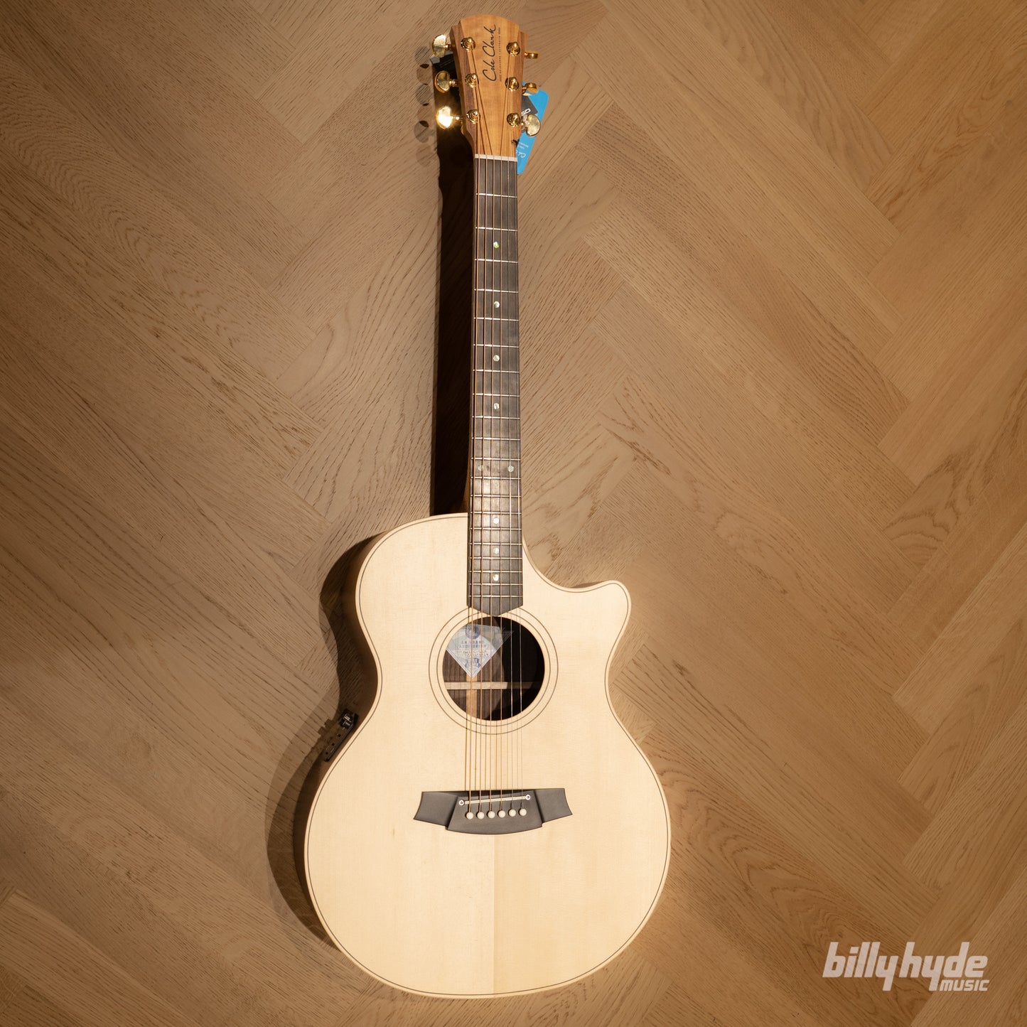 Cole Clark AN2EC-SRE Touring Series Grand Auditorium Acoustic Electric Guitar in Natural