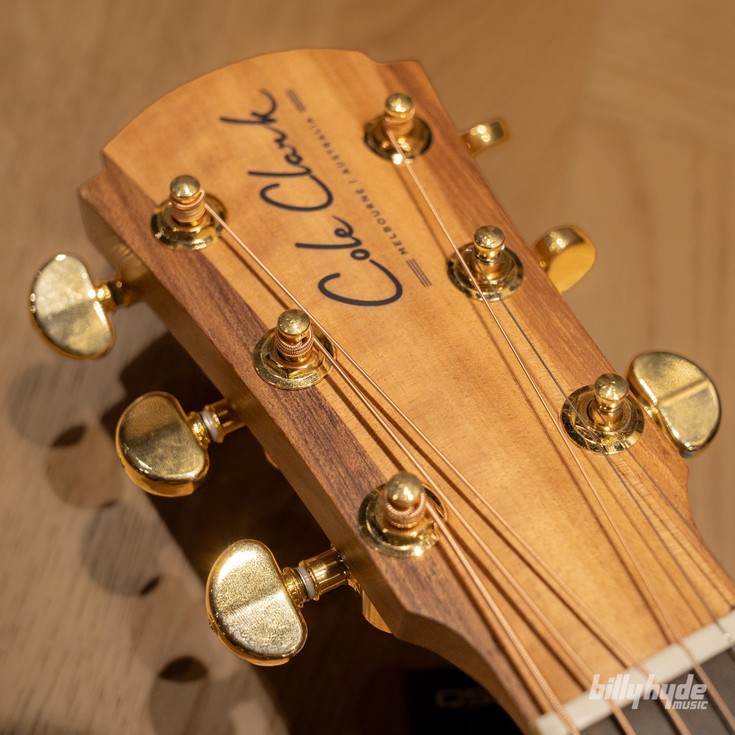 Cole Clark AN2EC-SRE Touring Series Grand Auditorium Acoustic Electric Guitar in Natural