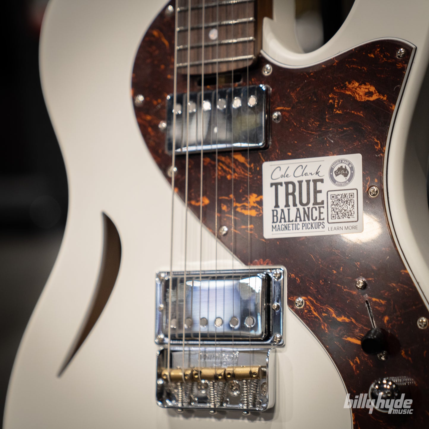 Cole Clark Culprit 3, HH, Tortoise Shell Pickguard in White