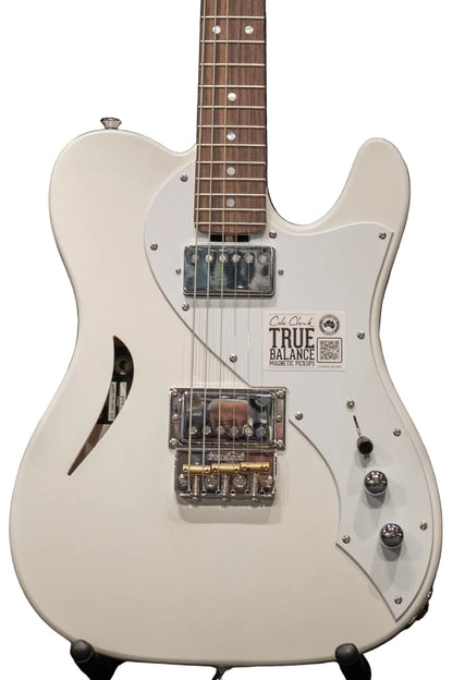 Cole Clark Culprit 3, HH, White Pickguard in White