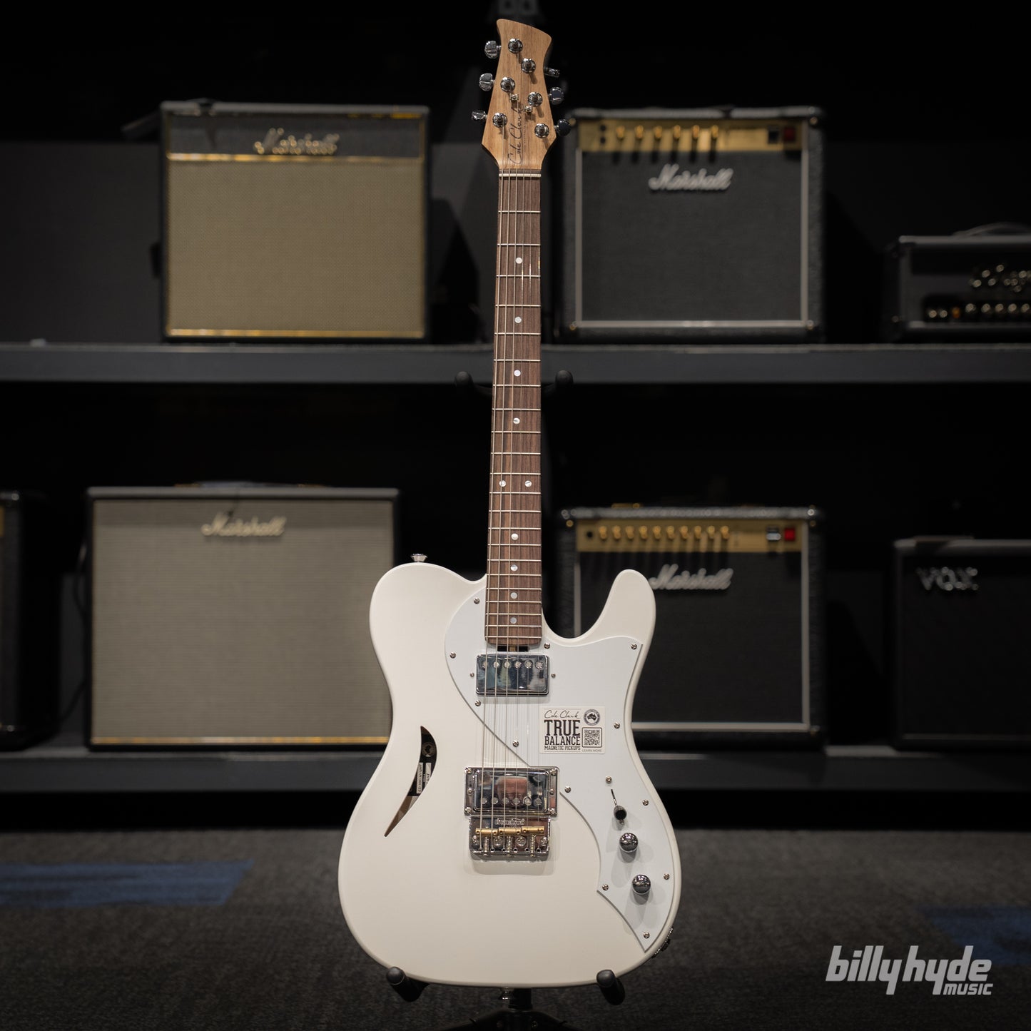 Cole Clark Culprit 3, HH, White Pickguard in White