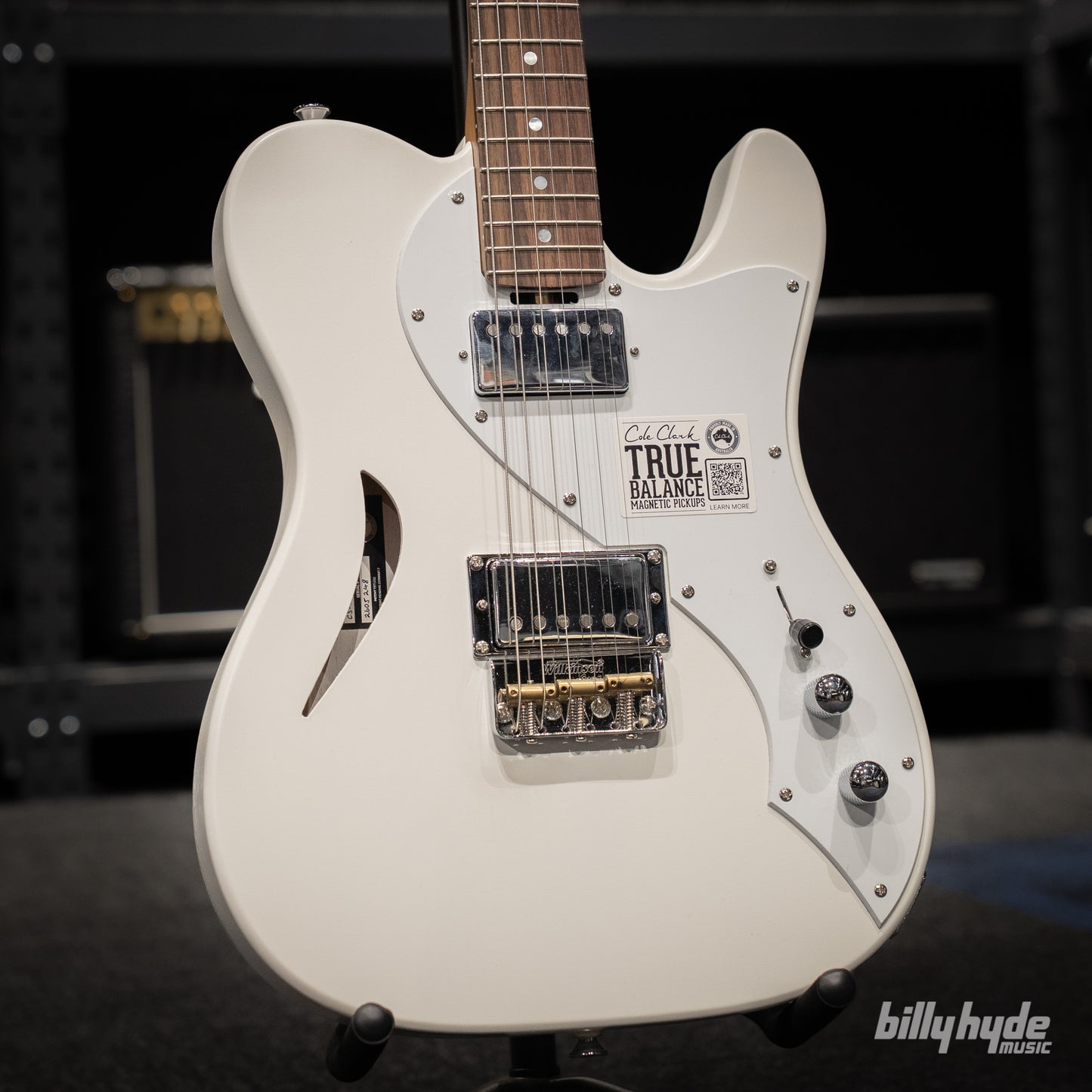 Cole Clark Culprit 3, HH, White Pickguard in White