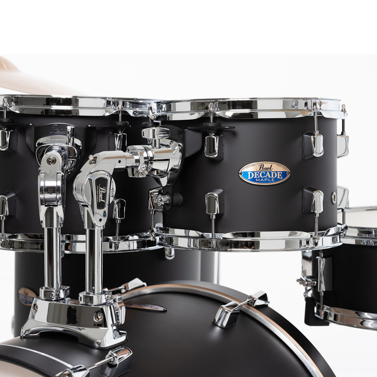 Pearl Decade Maple 22 Fusion 5 Piece Drum Kit in Satin Slate Black