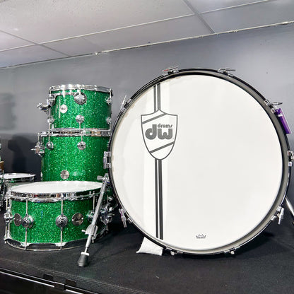 DW Classic Custom Shell Pack (13T, 16FT, 22B + 14SN) in Green Glass Finish