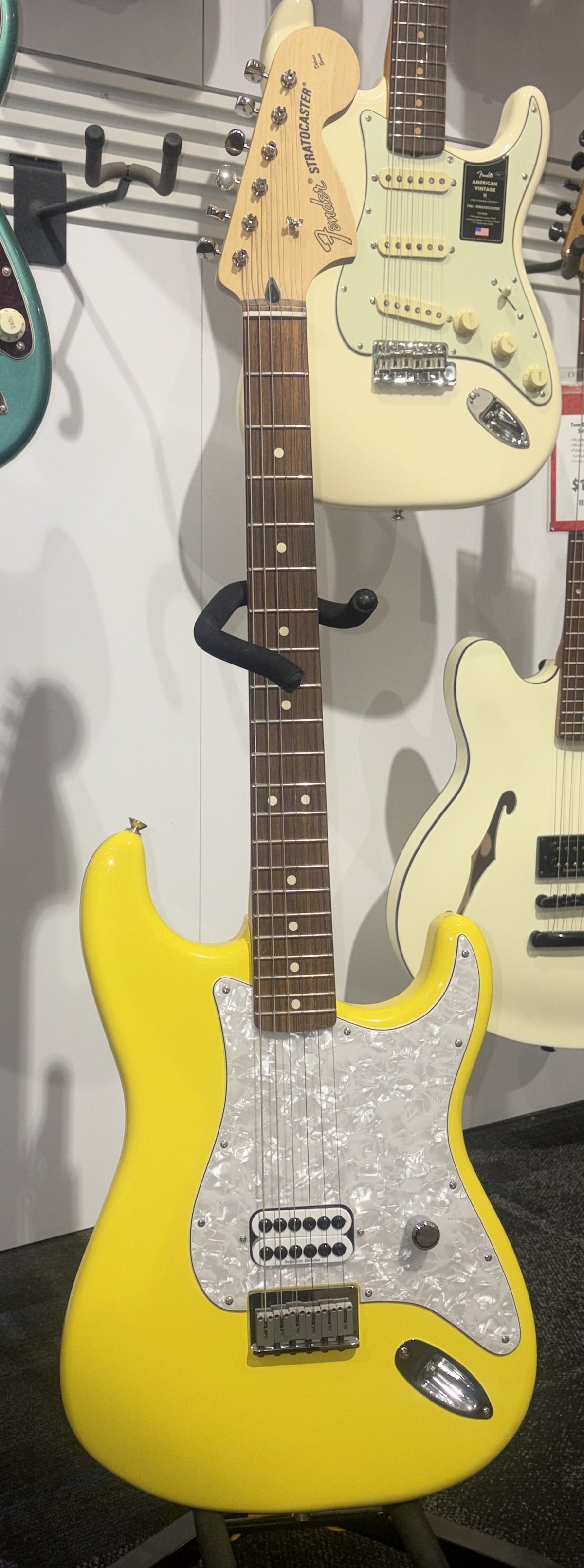Fender Tom DeLonge Stratocaster, RW Fingerboard in Graffiti Yellow | EX-DEMO