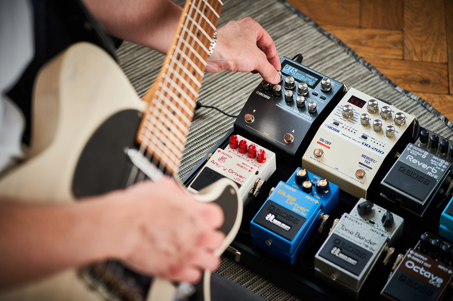 BOSS IR-200 Amp & IR Cabinet Pedal