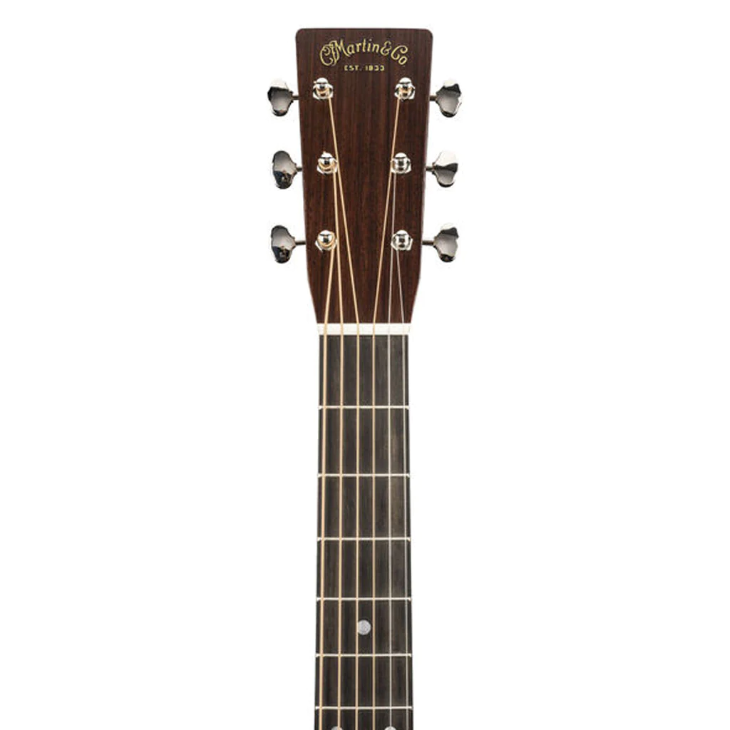 Martin D18 in Satin Amberburst