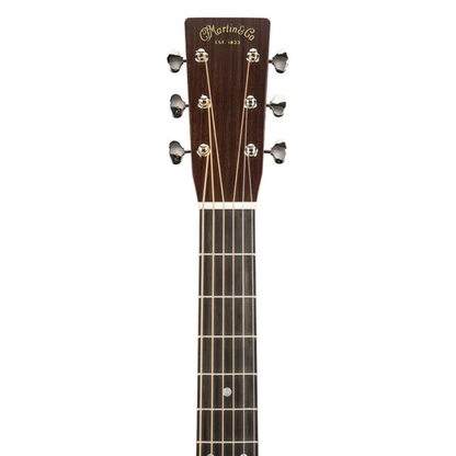 Martin D18 in Satin Amberburst