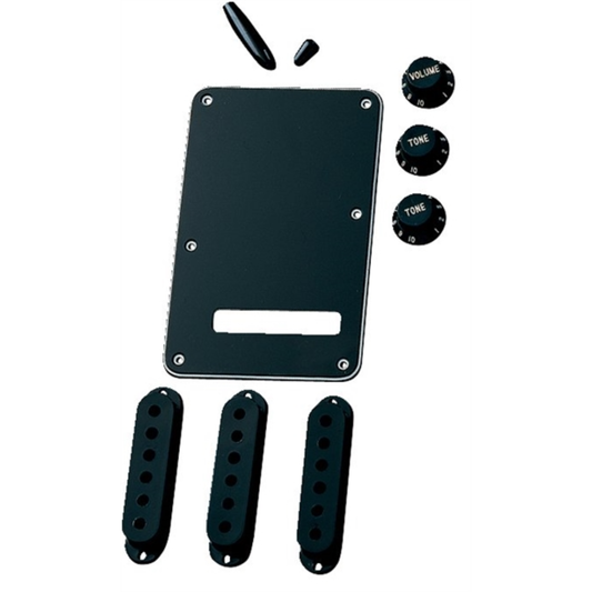 Fender Stratocaster Accessory Kit in Black