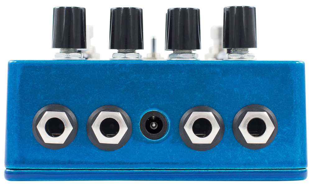 EarthQuaker Devices Avalanche Run V2 Delay and Reverb Pedal