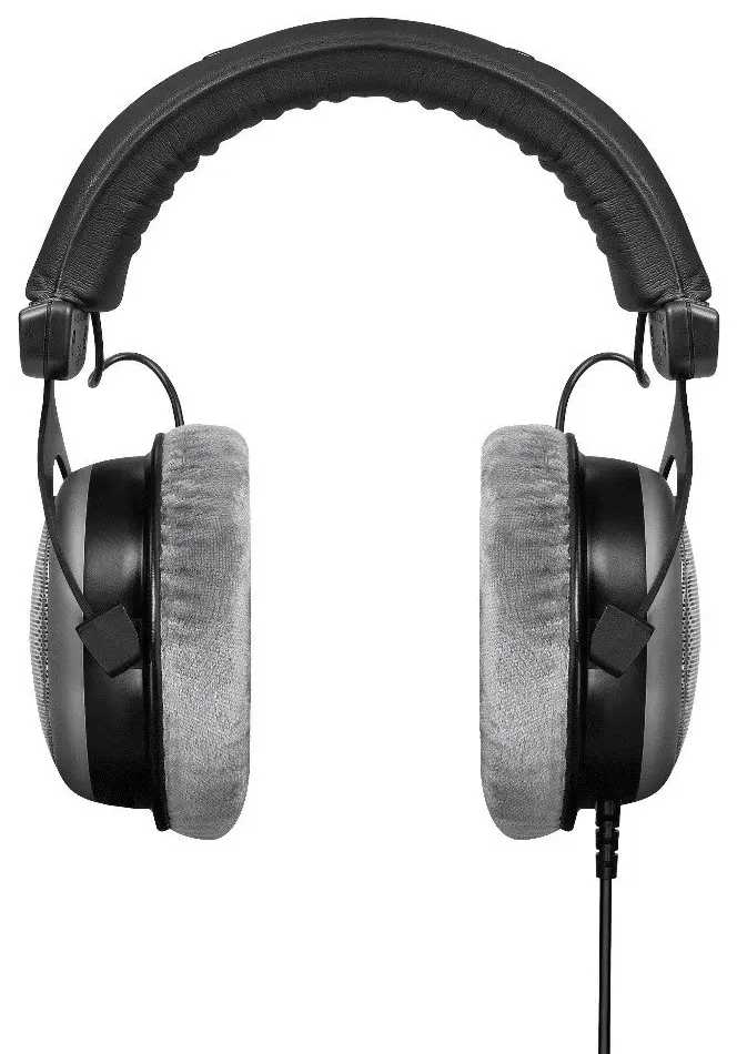 Beyerdynamic DT880 PRO  250 Ohms Semi Open Studio Headphones