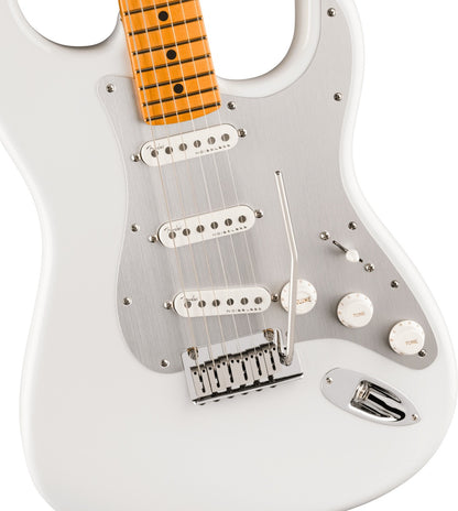 Fender American Ultra II Stratocaster, Maple Fingerboard in Avalanche | B-STOCK