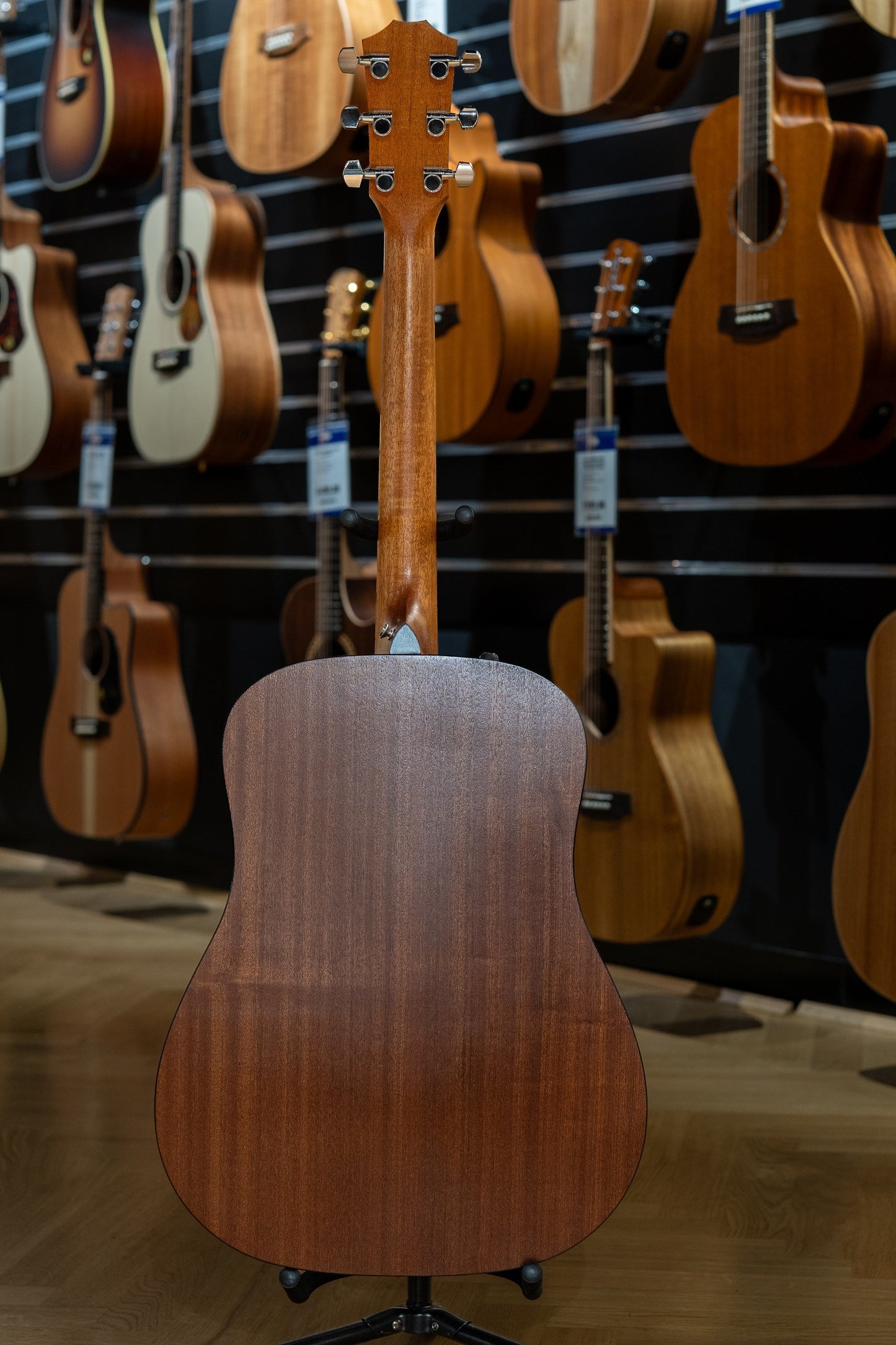Taylor 110e Electric-Acoustic Guitar in Natural - Second Hand