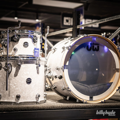 DW Performance Series Finish Ply 3-Piece Drum Kit in White Marine