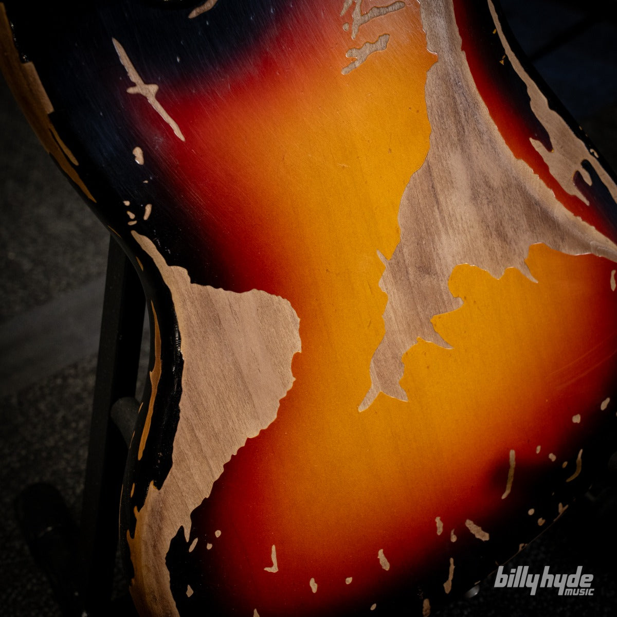 Fender Custom Shop Jaco Pastorius Tribute Fretless Jazz Bass in 3-Color Sunburst