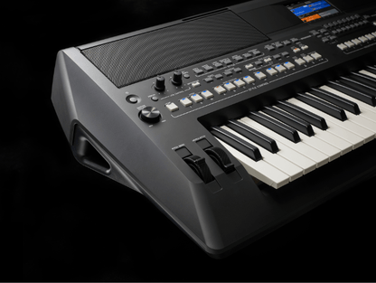 Yamaha PSRSX600 Arranger Workstation Keyboard
