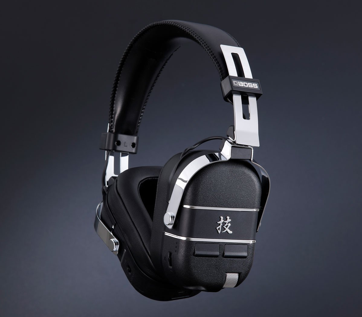 BOSS WAZA-AIR Wireless Personal Amplification Headphone System