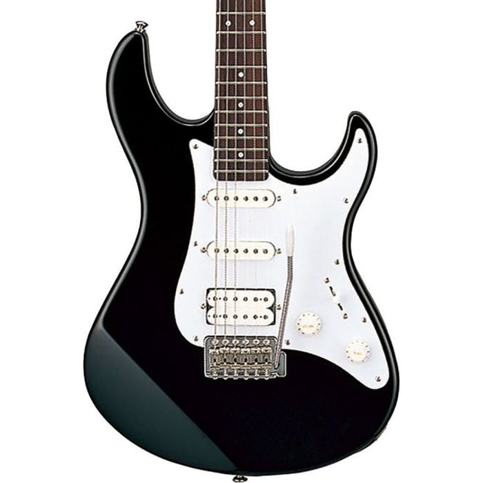 Yamaha Pacifica PAC012 in Black