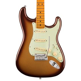 Fender American Ultra Stratocaster, Maple Fingerboard in Mocha Burst