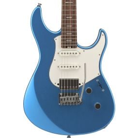 Yamaha Pacifica Professional PACP12 Rosewood Fingerboard in Sparkle Blue